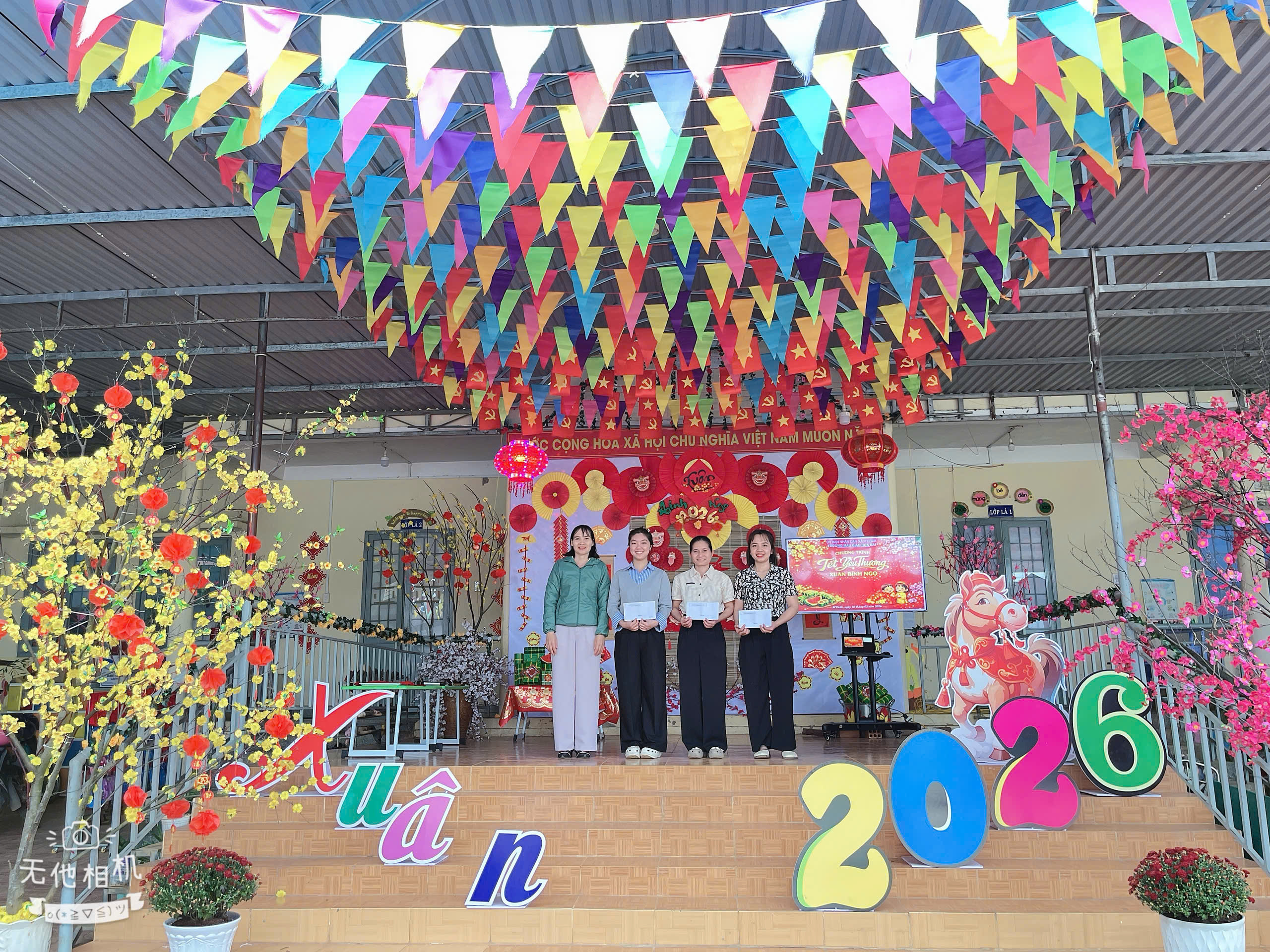 CHƯƠNG TRÌNH “TẾT YÊU THƯƠNG” TẠI TRƯỜNG MẪU GIÁO HOA MAI